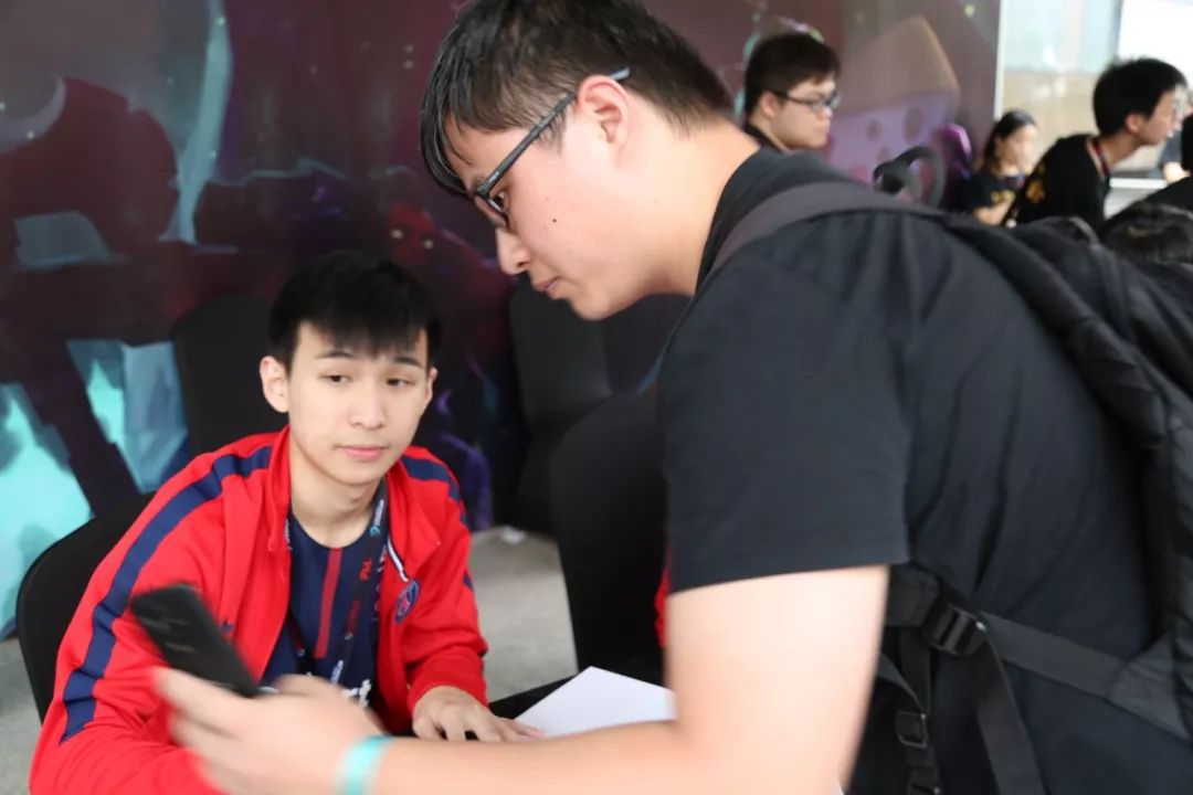 clife：招入森尼的Falcons将成Top10战队，但夺冠无望