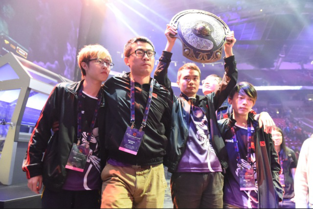 英雄联盟发布德国杯四分之一决赛海报：争夺新赛季的首个荣耀